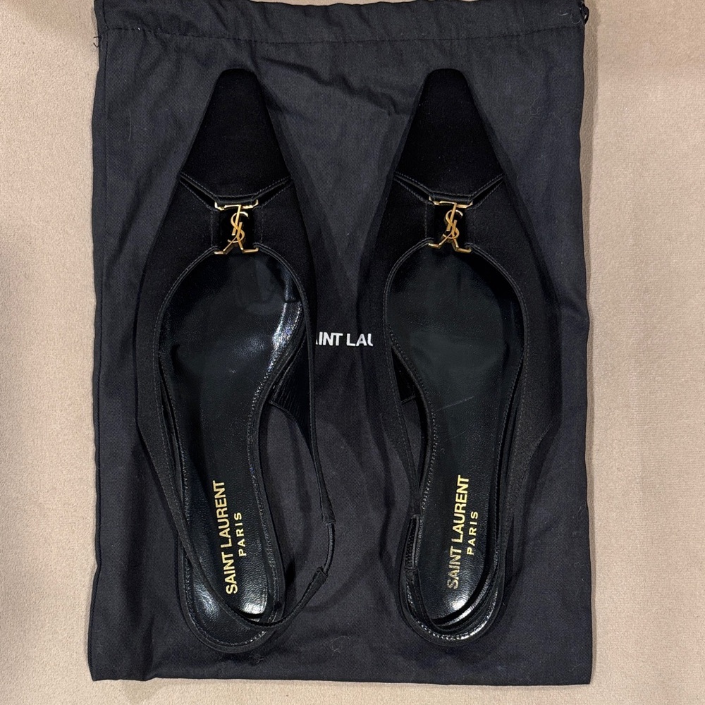 Saint Laurent Black and Gold Hardware Women's Slingback Ballet Flats - BABYLONE